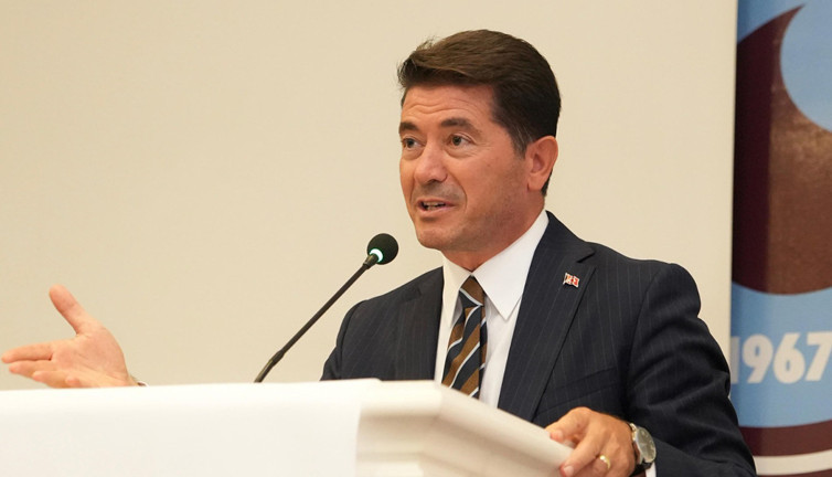 Başkan Kaya'dan yabancı oyuncu uyarısı: “İstiklal Marşı’nı 5 futbolcu söylüyor”