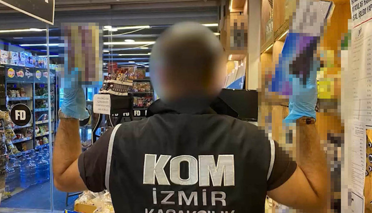 İzmir’de eğitim öncesi şok operasyon! Binlerce ürün ele geçirildi