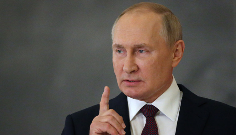 Vladimir Putin'den Avrupa'ya rest: Hedef olur!