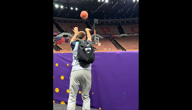 Luka Doncic'den inanılmaz atış! İddiayı kazandı