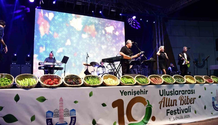Ümit Besen ve Pamela’dan Yenişehir’e unutulmaz final
