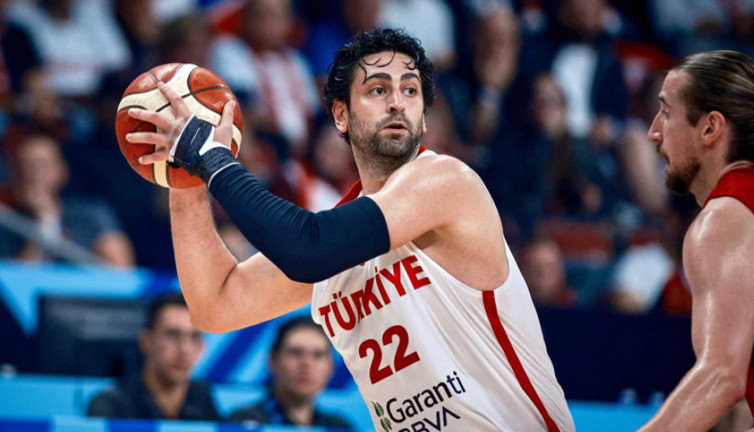 Furkan Korkmaz: Sahaya çıkıp rakipleri dövüyoruz