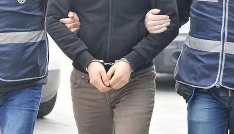 Kapkaç ve yağma suçundan aranıyorlardı! 2 firari hükümlü yakalandı