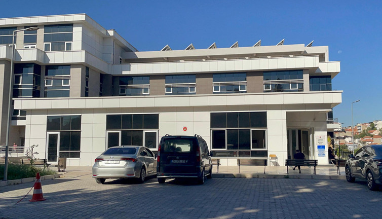 İzmir’de eski sevgilisini öldürüp kaçtı! Katil evde final yaptı