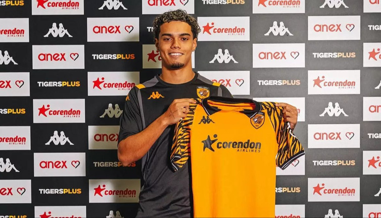 Acun Ilıcalı Ronaldinho'nun oğlunu transfer etti!