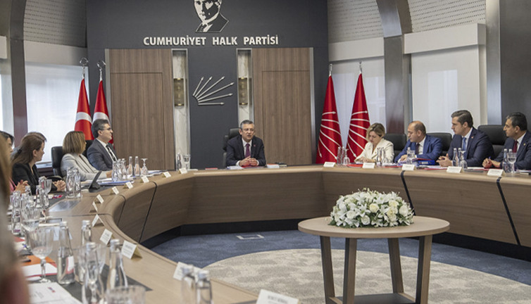 CHP yönetiminin hamlesi ortalığı sallayacak! Şimdiden hazırlığa başladılar...