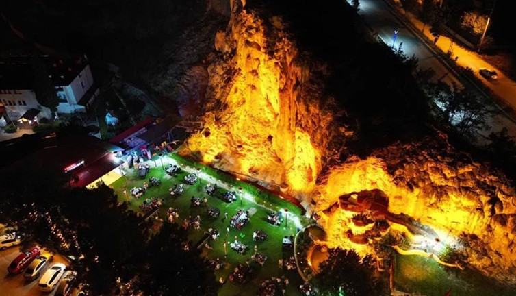 33 bin canı yitirdiğimiz depremin ardından ortaya çıktı! Tam 86 yılda oluştu