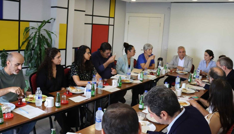 6 siyasi partiden İstanbul'da kritik toplantı!