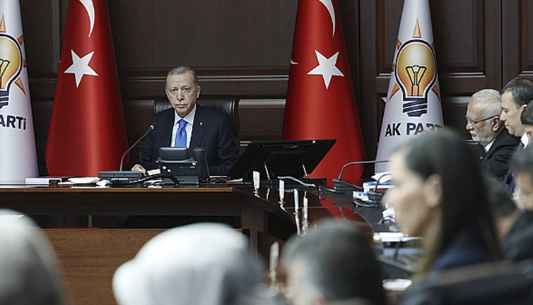 Erdoğan'ın CHP sorusuna verdiği yanıt AKP'lileri bile şaşırttı!