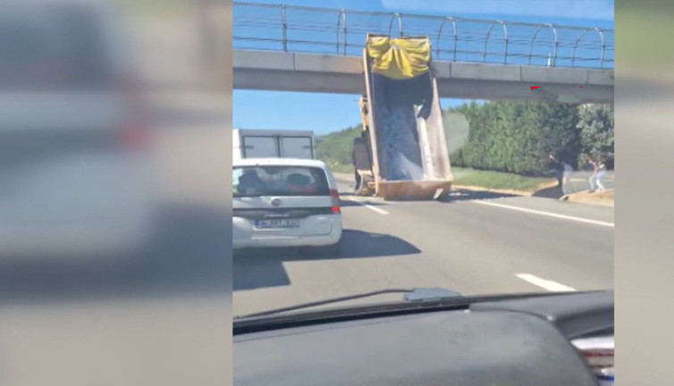 TEM’de damper şoku! TIR şaha kalktı