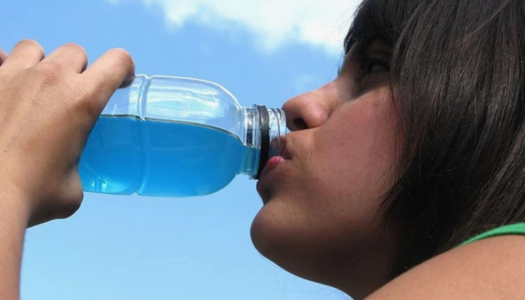 Enerji İçeceklerine yasak geliyor. Zararları tek tek açıklandı