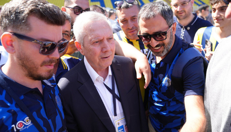 Aziz Yıldırım kongre kararını verdi... Hangi adayı destekleyecek?