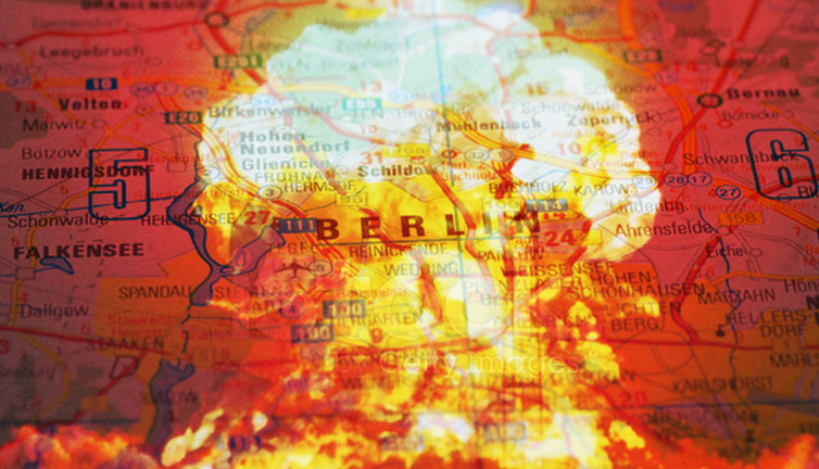 Almanya'da bomba alarmı! 10 bin kişi tahliye edildi