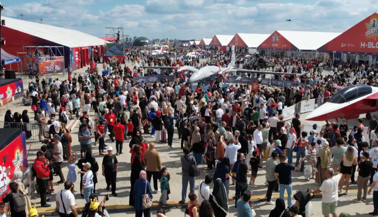 İstanbul Havalimanı binlerce gençle dolup taştı!