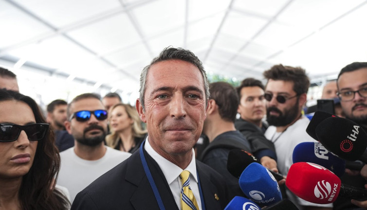 Ali Koç oyunu kullandı! Sandık önünde taraftarlara ve camiaya söz verdi