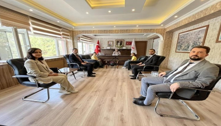 Gölpazarı Kaymakamı eğitimcileri ağırladı!