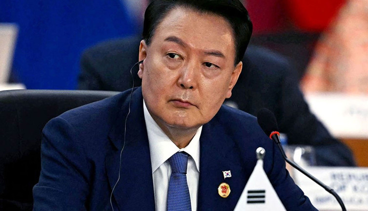 Güney Kore'de devlet başkanı ve eşine soruşturma izni