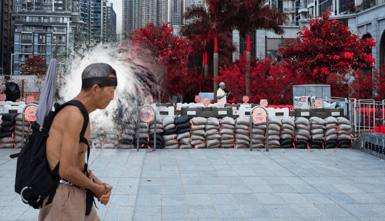 Çin'de hayat askıya alındı: Ragasa Tayfunu için geri sayım başladı