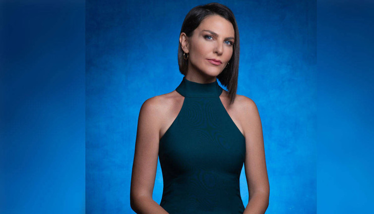 Ece Üner'den canlı yayında Egemen Bağış göndermesi!