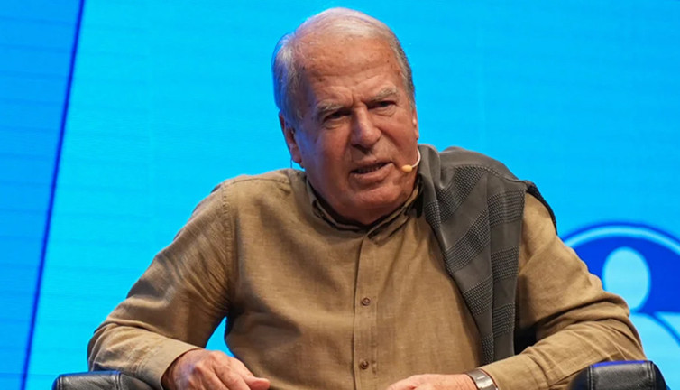 Mustafa Denizli’den Fenerbahçe’ye sert eleştiri: “Futbol aklı kim?”