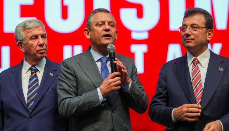 Özgür Özel noktayı koydu: En güçlü adayımız Mansur Yavaş