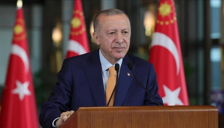Cumhurbaşkanı Erdoğan vefatının 13. yılında Neşet Ertaş'ı andı