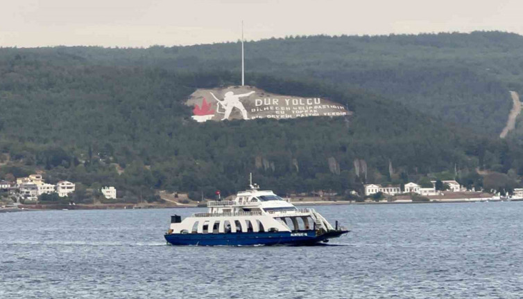 Yola çıkacaklar dikkat: Havalar bozuldu, seferler iptal edildi!