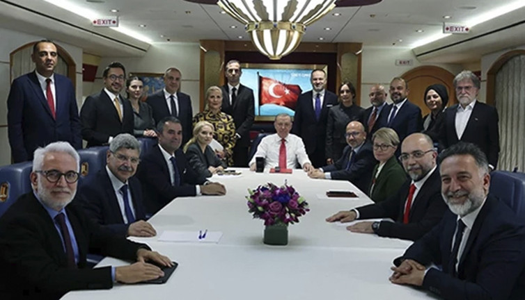 Erdoğan'dan ABD dönüşü uçakta 'Trump' yorumu!