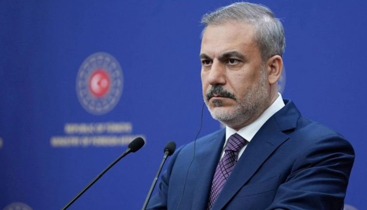 'KAAN’ın motorlarını bekliyoruz' demişti! Hakan Fidan'a Turhan Çömez'den öyle bir gönderme geldi ki...