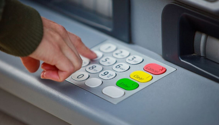 Türkiye'nin dev bankasında IBAN krizi: İşlem yapamayanlar şoke oldu