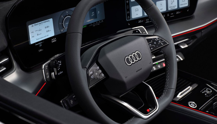 Audi'nin yeni Q3 modeli estetik ve teknolojiyle dikkat çekiyor: Türkiye fiyatı dudak uçuklattı