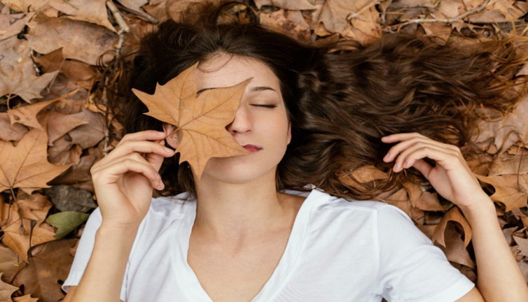 Dermatolojinin sonbahar üçgeni! Işıltılı ciltlere giden yol! Uzmanlar uyardı