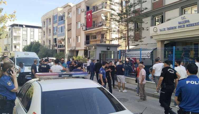 Polis memuru şehit oldu! İzmir’de karakola saldırı olayında üzücü haber