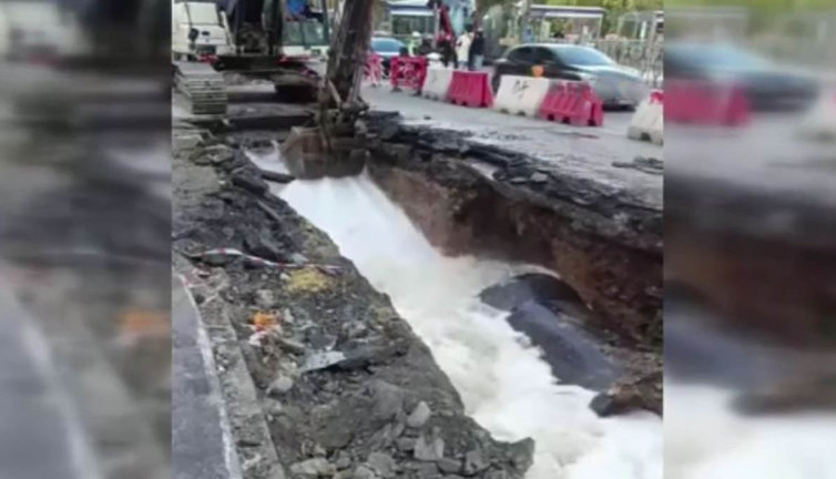 İSKİ çalışmasında boru patladı: Çapa'da mahalle susuz kaldı!