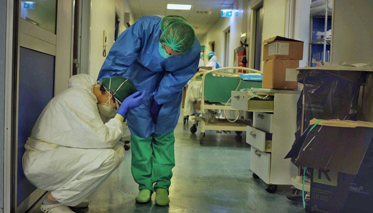 Sağlık çalışanlarına 10 yılda 122 bin saldırı!