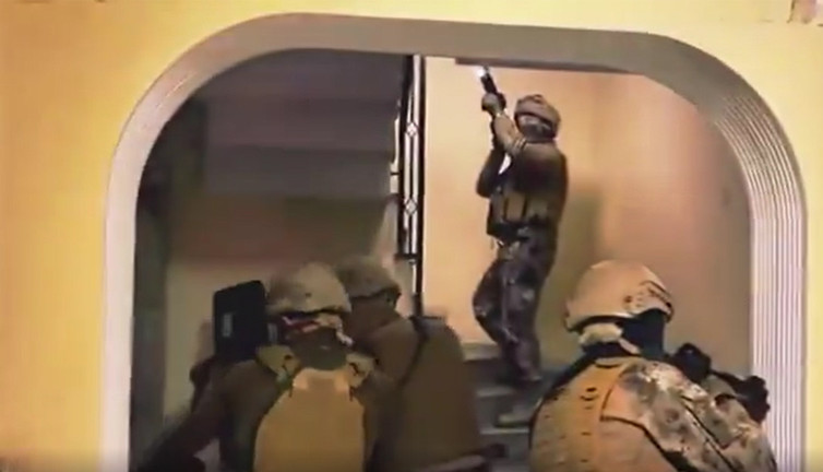 İstanbul’da torbacı avı! Sokak satıcıları tek tek toplandı: Çok sayıda kişi gözaltına alındı