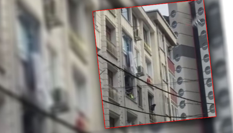 İstanbul'da hissedilen depremde panik anları! Kadın cama çıkarak çığlıklar attı