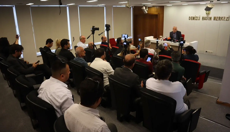 Denizlispor'un borcu yarım milyarı geçti