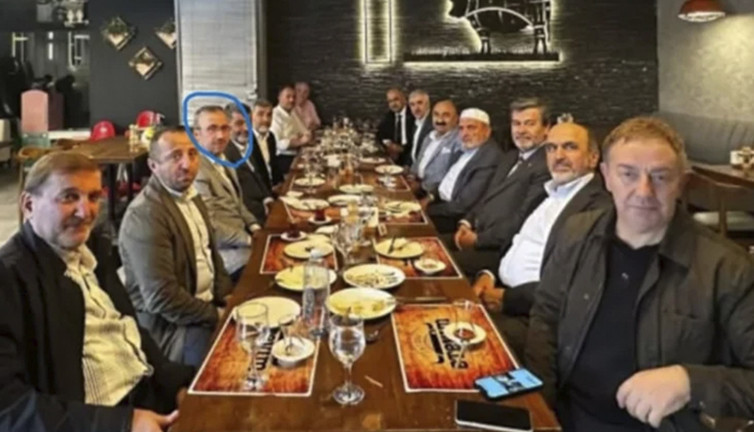 Milli Eğitim Müdürü, Atatürk düşmanıyla aynı fotoğrafta! Tepkiler çığ gibi büyüdü…