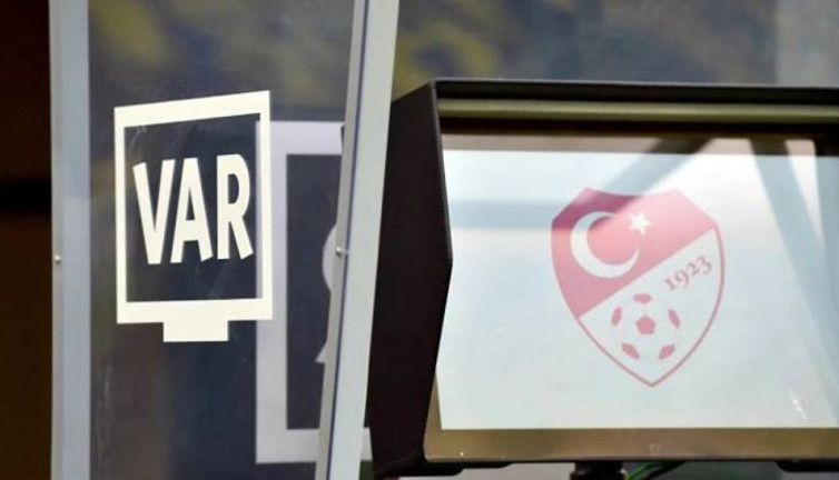 Süper Lig'de günün VAR hakemleri açıklandı! Fenerbahçe maçına sürpriz atama
