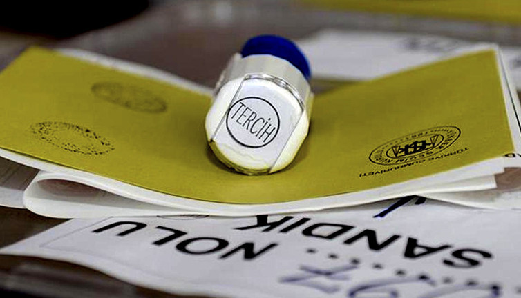 AKP anketinde şoke eden sonuç! “Artık hiçbir şey eskisi gibi değil…”