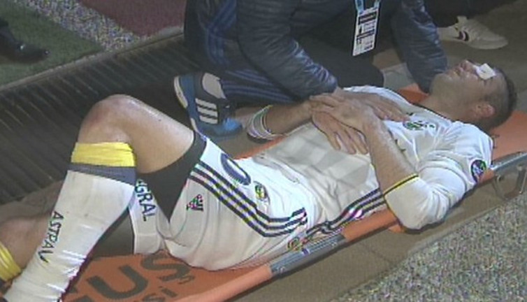 Van Persie devlet hastanesinde