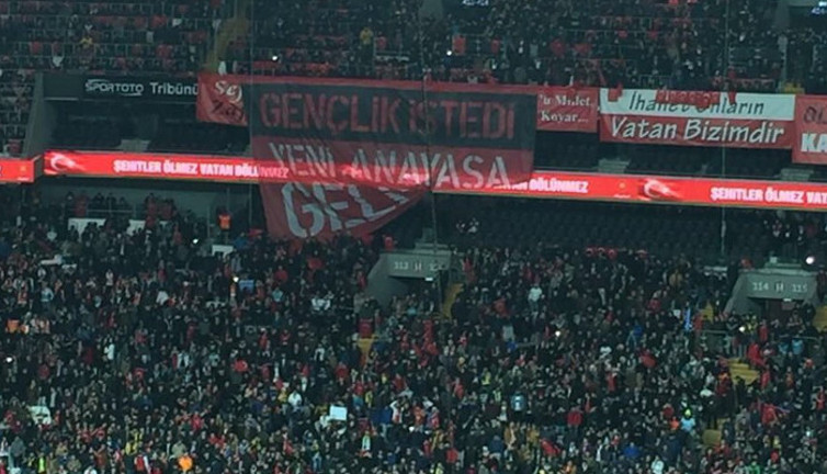 Şehitlere veda maçında büyük saygısızlık!