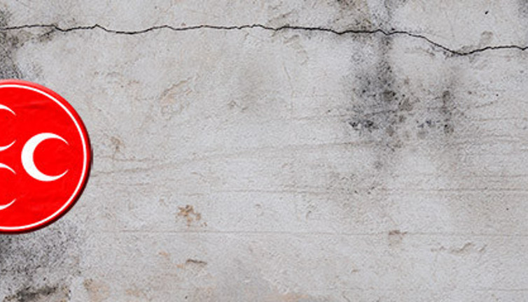 MHP'de 'Başkanlık' çatlağı büyüyor