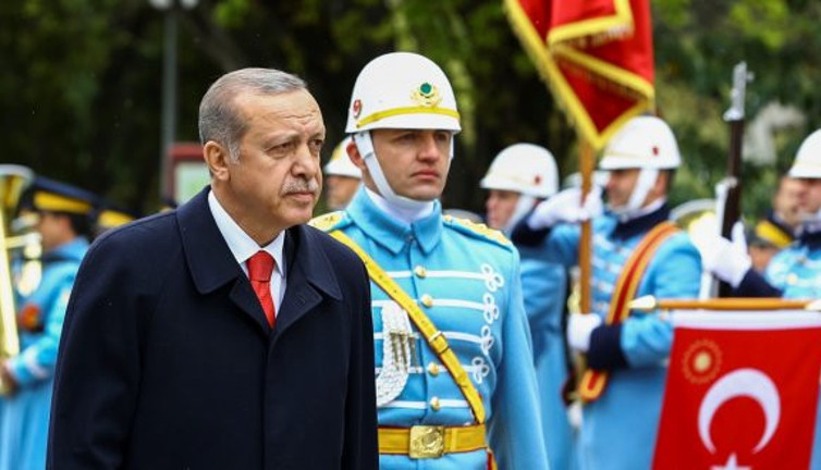 Erdoğan resmen "Partili" oldu