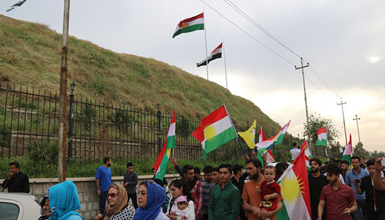 Kerkük'te PKK paçavrasına kim izin veriyor?