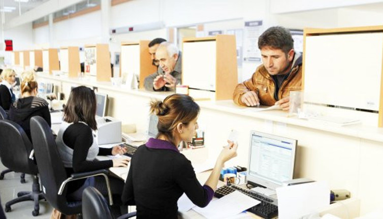 Sözleşmeli memura ek ödenme yok