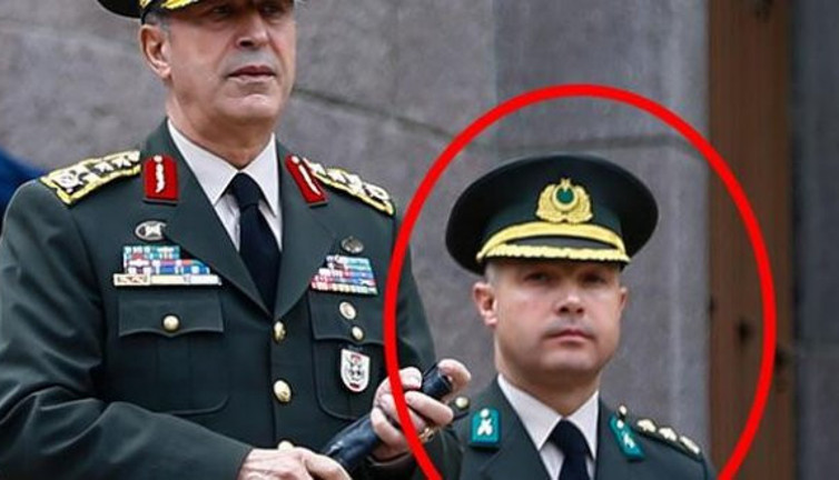 Akar'ın eski yaverinden savunma komedisi: "Bana bir şey içirdiler"