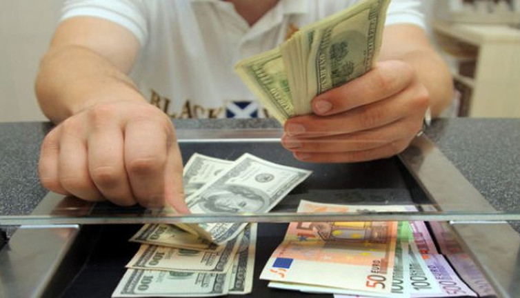 'Her 5 döviz bürosundan 4'ü kaçak'