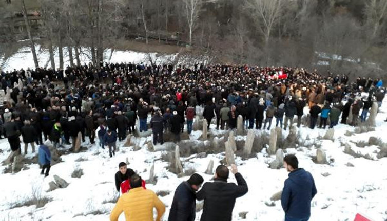 Şehit Teğmen Ahmet Aktepe son yolculuğuna uğurlandı